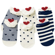 Load image into Gallery viewer, 3pairs Women Socks Red Heart Cute College Wind Simple Basic Funny Female Socks Warm Cotton Spring Summer Harajuku Sox Girl Socks
