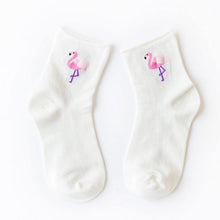 Load image into Gallery viewer, Women Cotton Socks 2018 New Fashion All seasons Cartoon Flamingo Pattern For Ladies Trend Harajuku Loose Socks